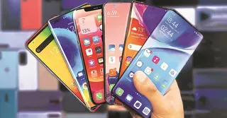 স্মার্টফোন ডিসপ্লের সাত-সতেরো; কীভাবে চিনবেন কোনটি সেরা